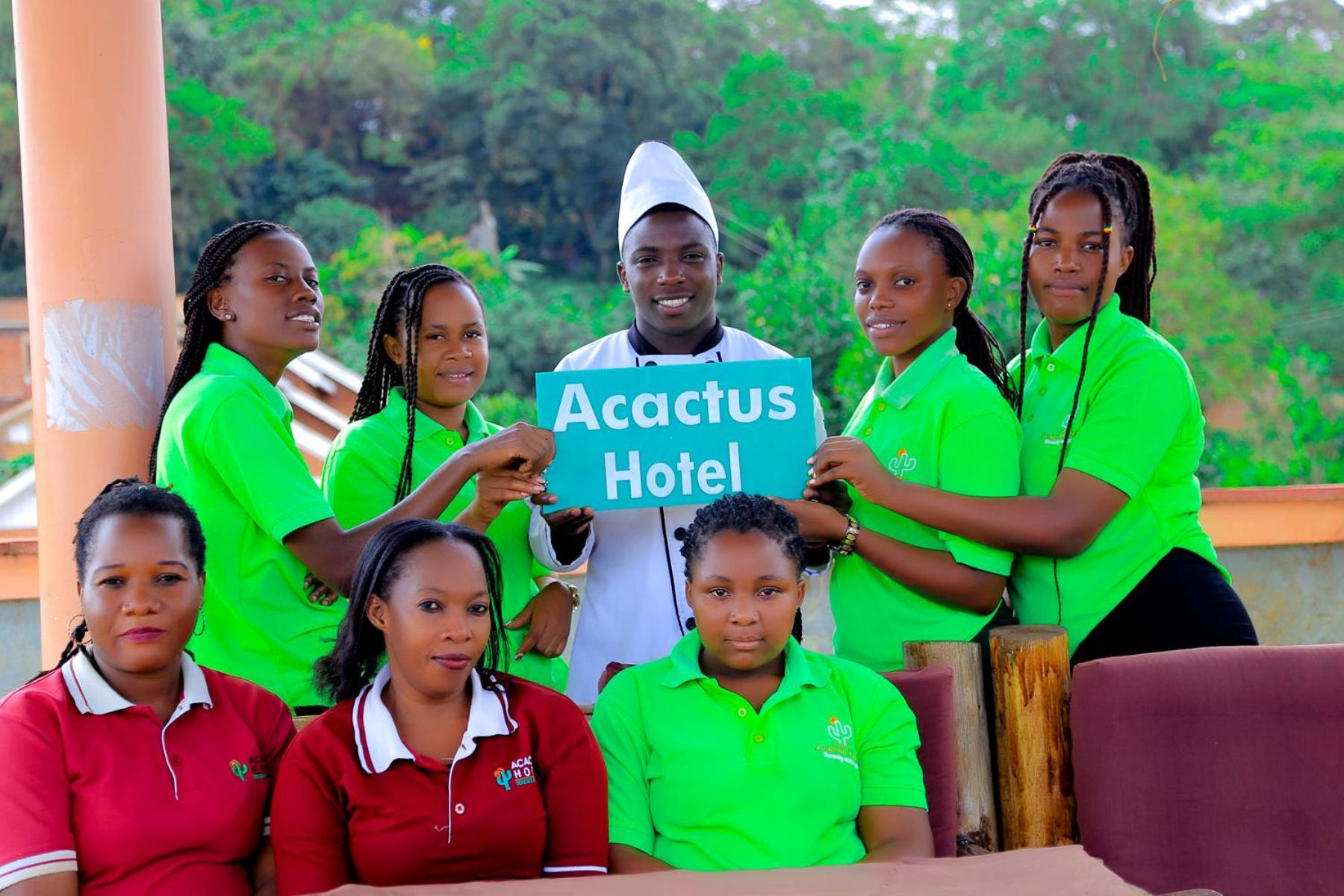 Acactus Hotel Kampala Exterior foto