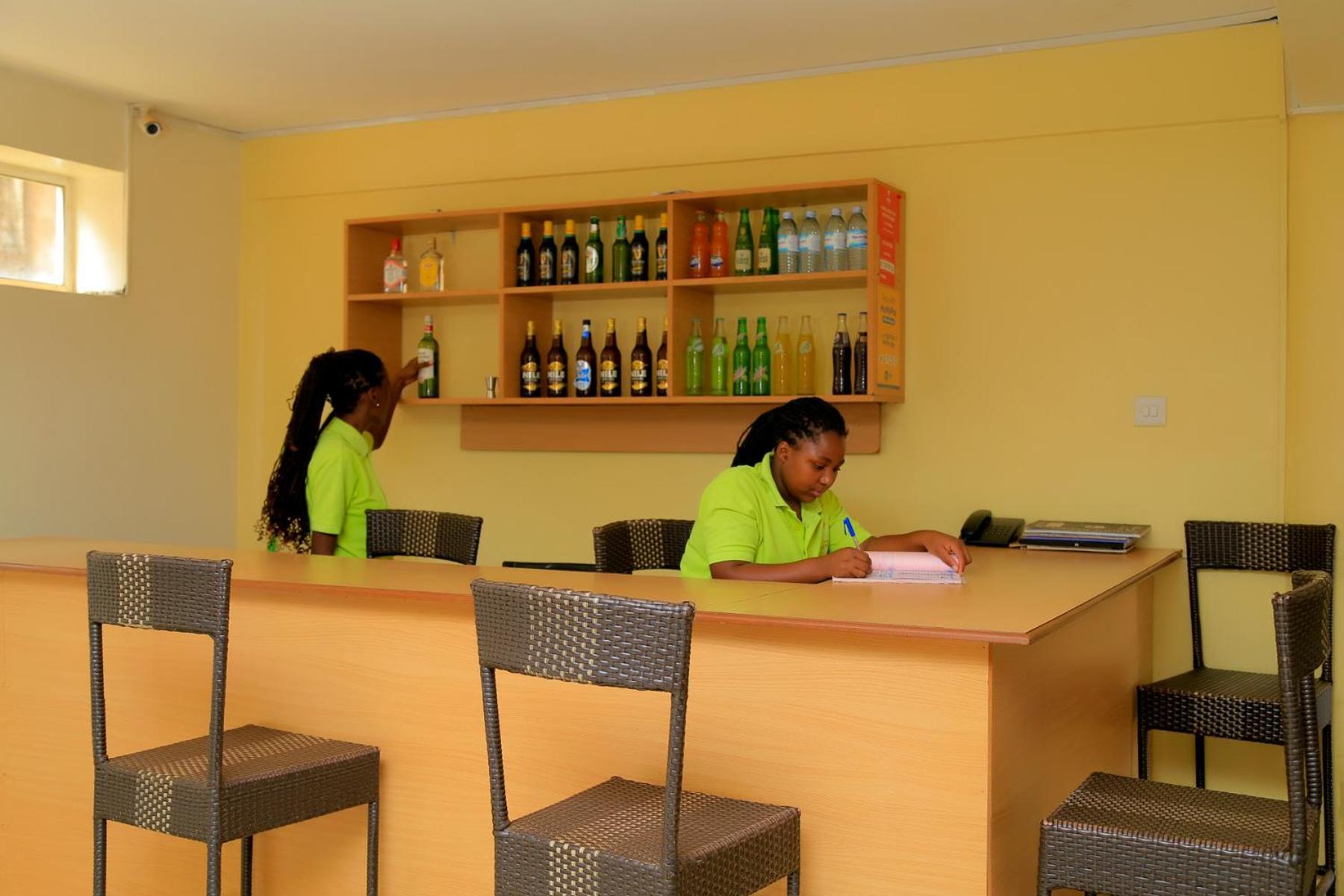 Acactus Hotel Kampala Exterior foto